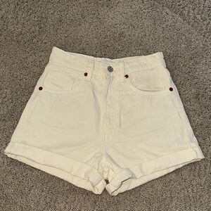 Zara High-Waisted Off-White Shorts